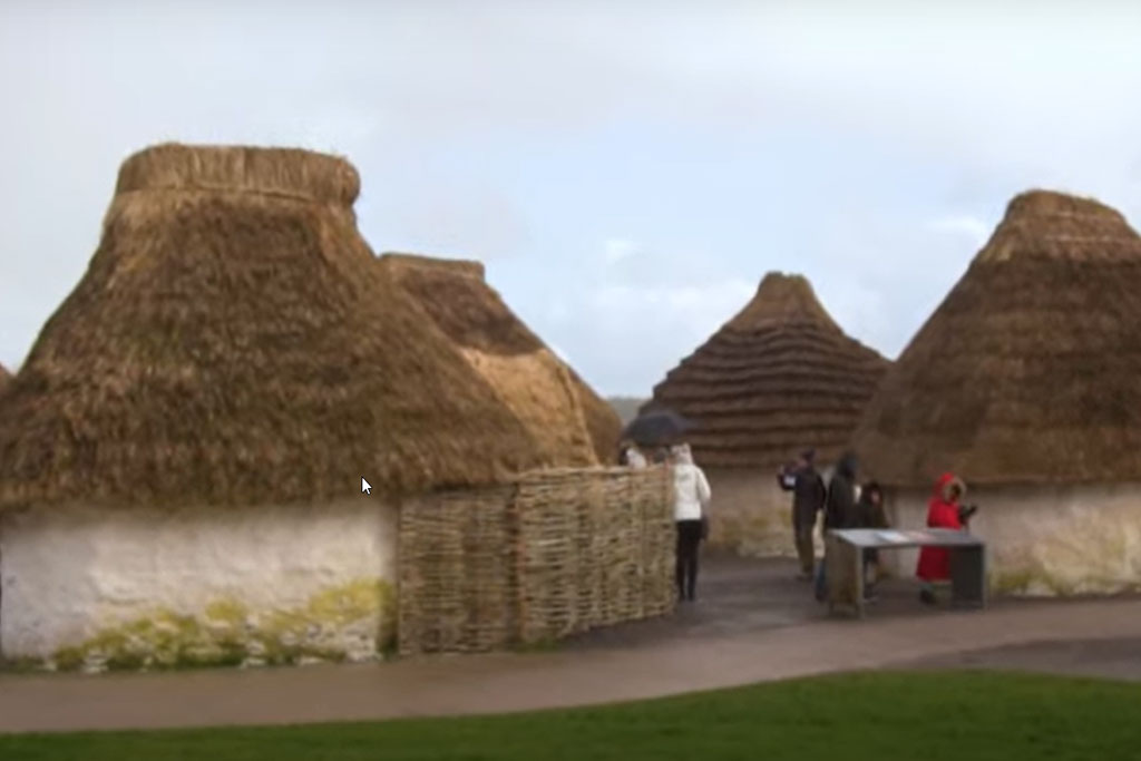 Neolithic house at Stonehenge Visitor Centre