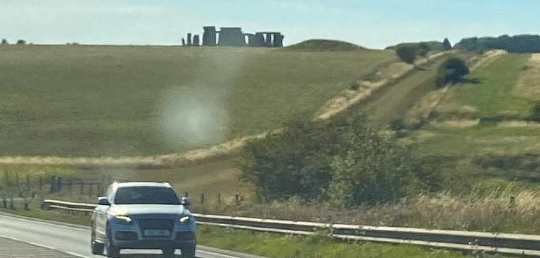 Driving along A303 to Stonehenge